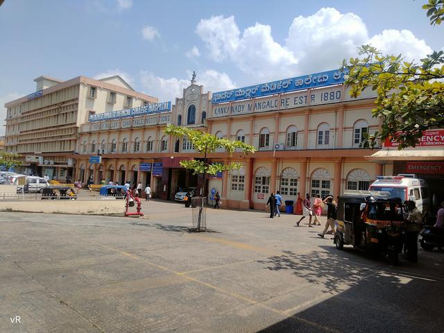 Father Muller Medical College Mangalore-front view-uploaded by vijayanrajapuram