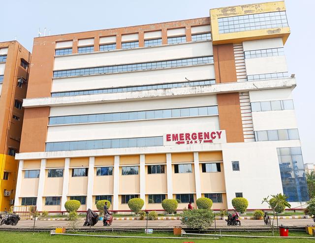Emergency building of Jagannath Gupta Institute of Medical Sciences and Hospital