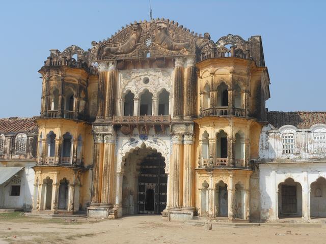Hanswar koat (Ambedkarnagar, where the college is located)