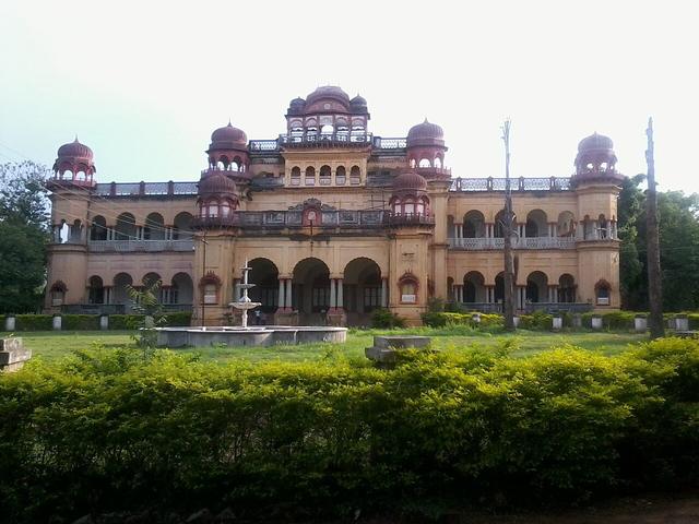 Balangir palace (Balangir, where the college is located)