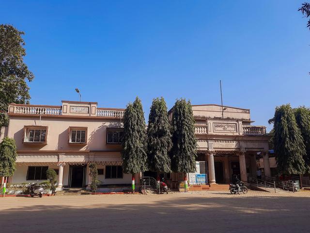 Baripada municipality (Baripada, where the college is located)