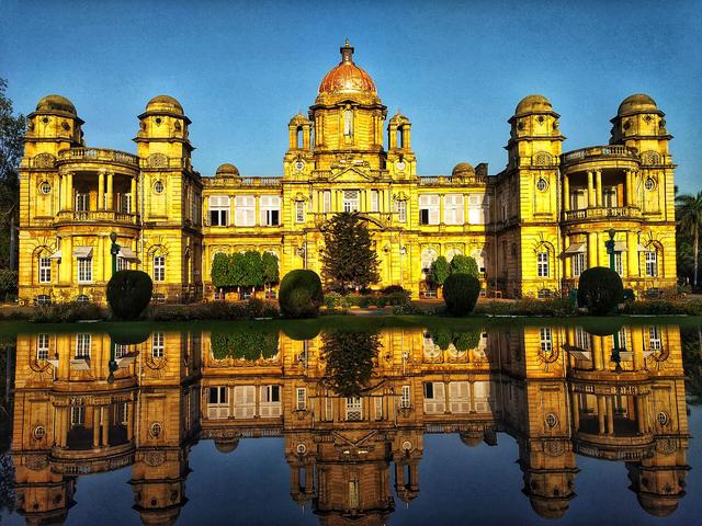 Pratap Villas Palace (Baroda, where the college is located)