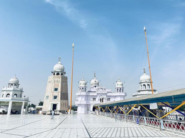 Takhat shiri Dam Dma Sahib (Bathinda, where the college is located)