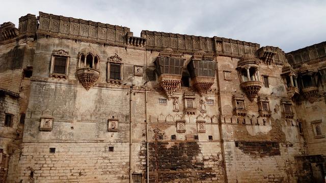 Damaged Ainamahal Bhuj Kutch Gujarat (Bhuj, where the college is located)