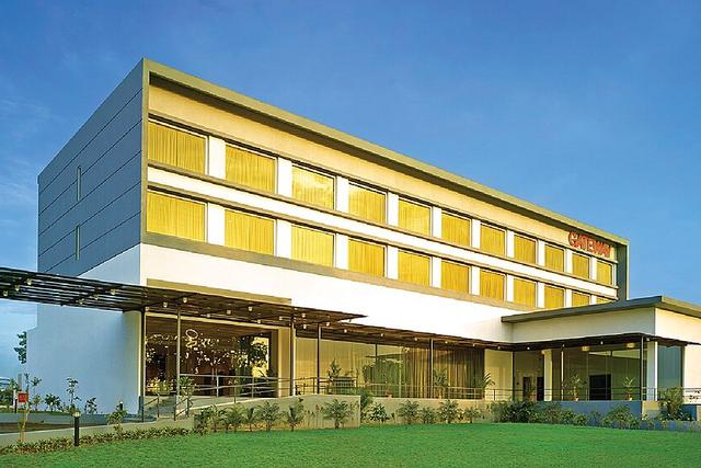 GatewayHotel (Gondia, where the college is located)