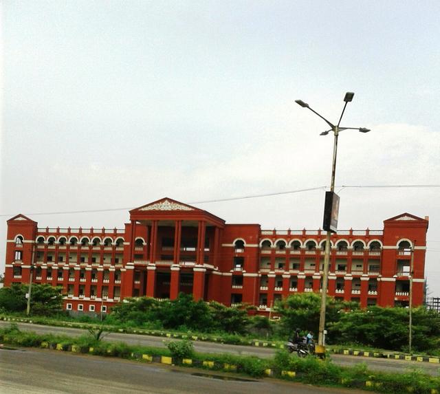 Hassan. court -1 (Hassan, where the college is located)
