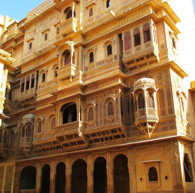 Patwon ki Haveli (Jaisalmer, where the college is located)
