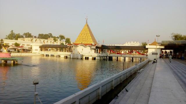 Devi Talab Mandir (Jalandhar, where the college is located)