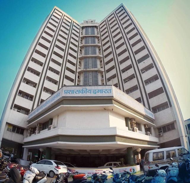 Jalgaon Municipal Corporation (Jalgaon, where the college is located)