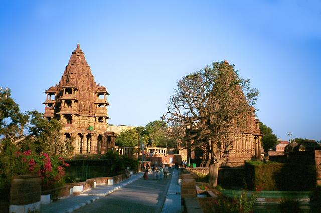 Jodhpur ni18-14 (Jodhpur, where the college is located)