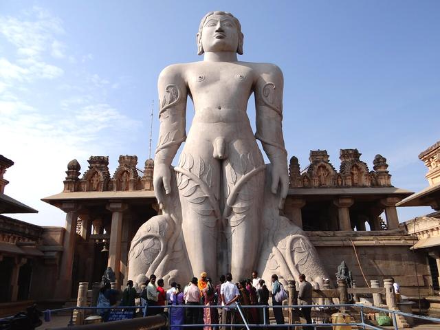 Shravanabelagola Bahubali wideframe (Karnataka, where the college is located)