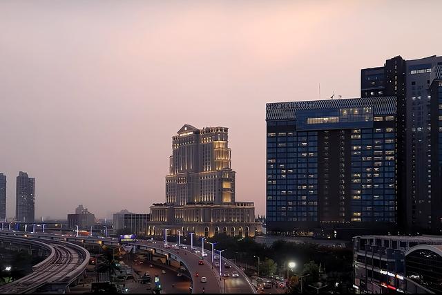 EM Bypass Kolkata (Kolkata, where the college is located)