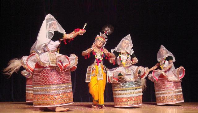 Rasa Lila in Manipuri dance style (Manipur, where the college is located)