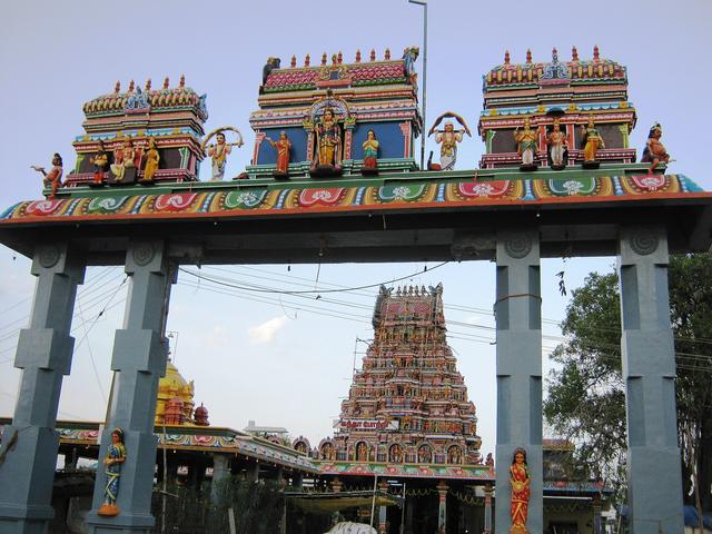 SRI KANDASWAMY TEMPLE, KALIPATTI, ( distance from Salem 20kms ) - panoramio (Namakkal, where the college is located)