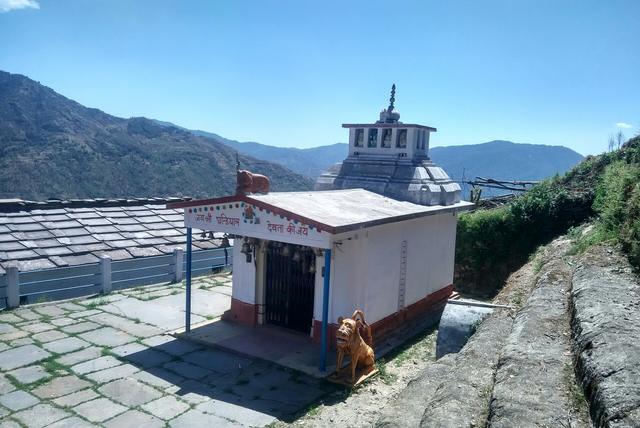 Ghandiyal temple (Pauri Garhwal, where the college is located)