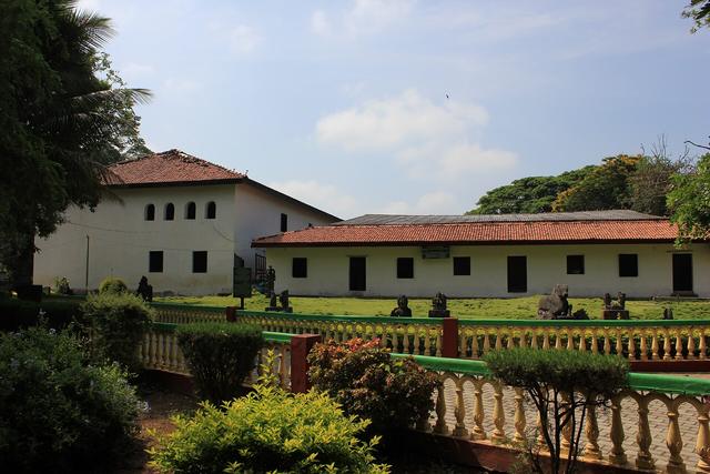 Shivappa Nayaka Palace and garden (Shimoga, where the college is located)