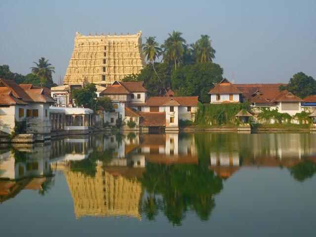 Padmanabhaswamy Temple Thiruvananthapuram (Thiruvananthapuram, where the college is located)
