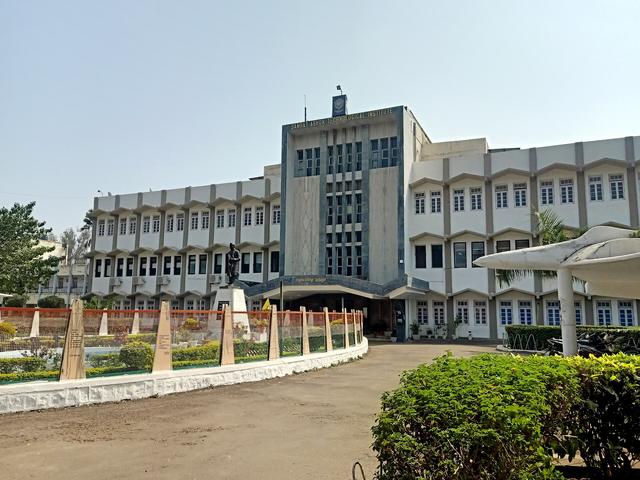 Samrat Ashok Technological Institute main building (Vidisha, where the college is located)