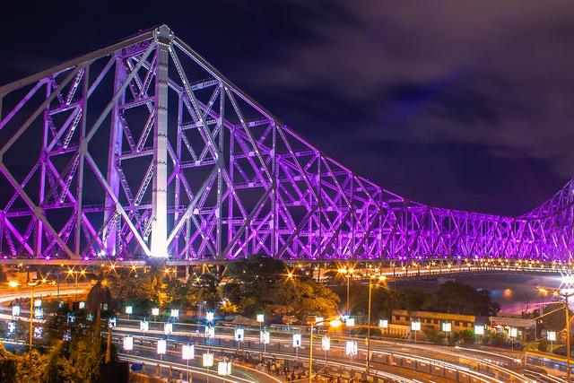 Howrah bridge betwixt Lights (West Bengal, where the college is located)